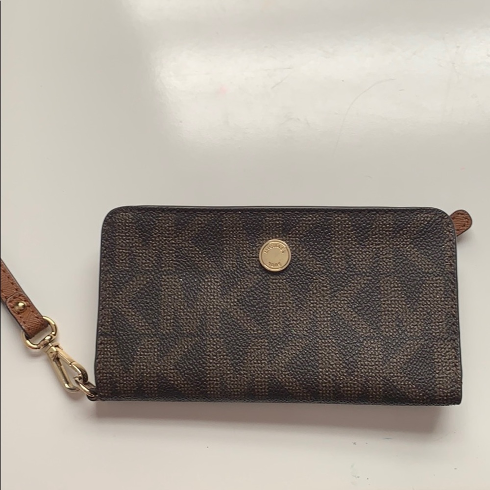 Brown Michael Kors Wallet Wristlet